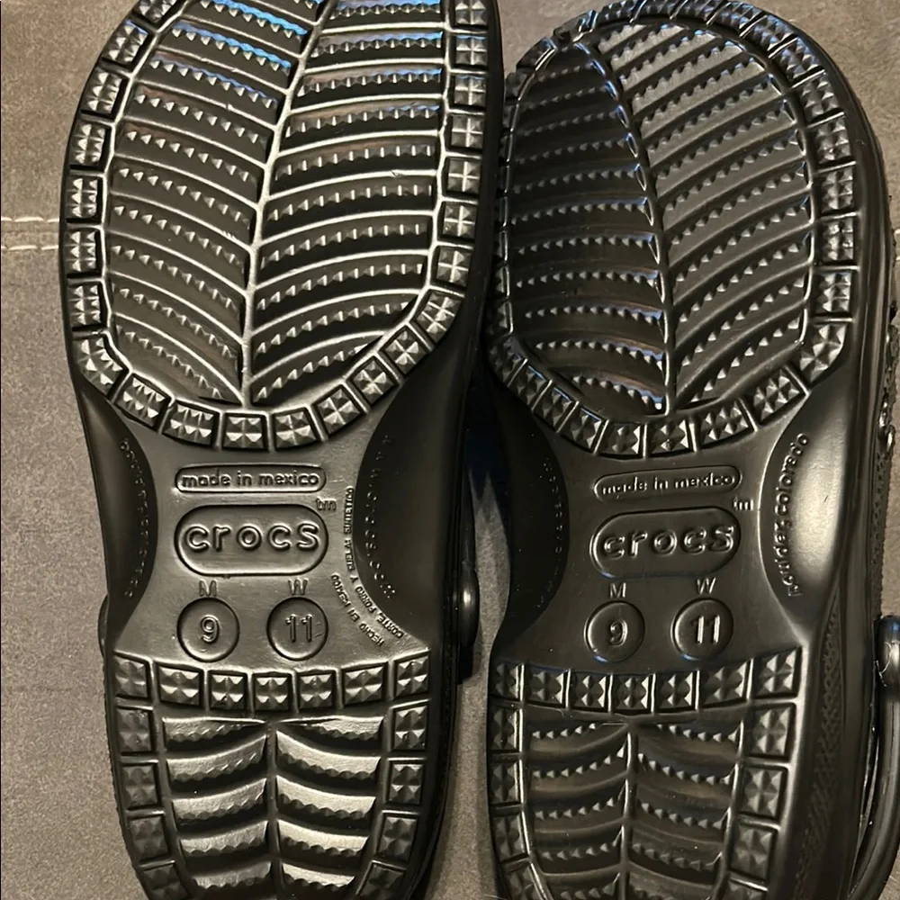 CROCS Black Mules with Perforated Design and Heel Strap - Picture 2 of 3